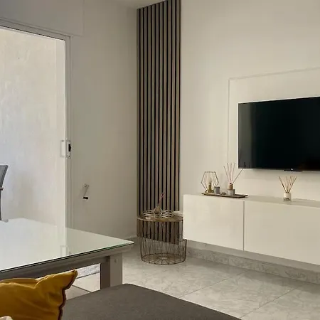 Diamond Moderna تورّيفيِخا