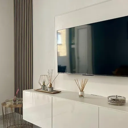 Diamond Moderna * تورّيفيِخا